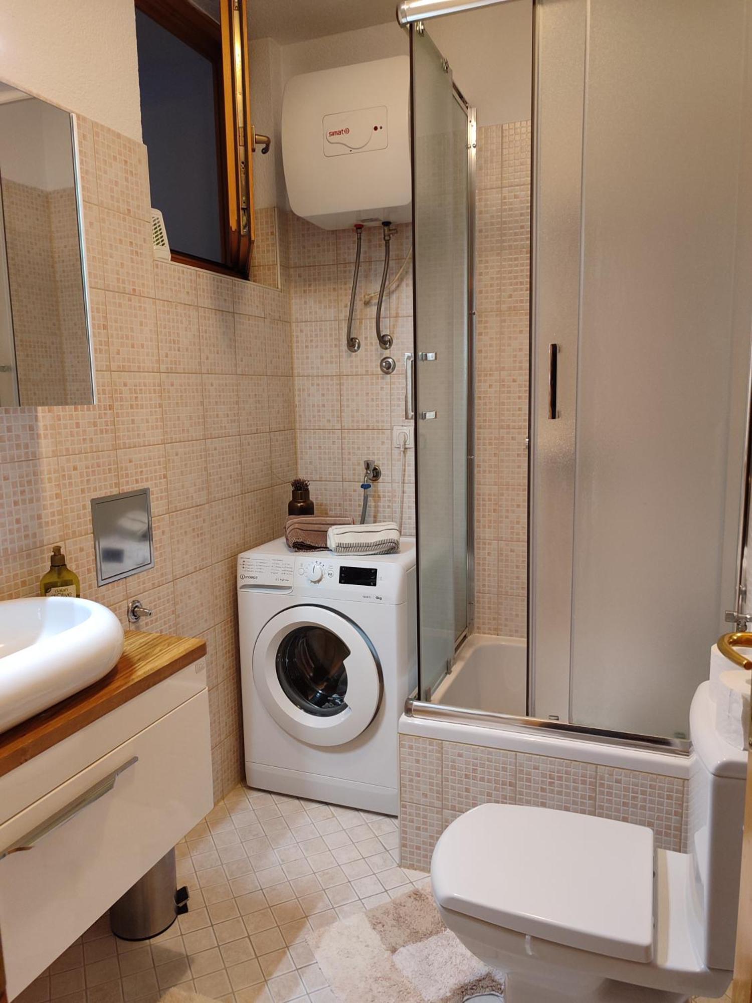 Shiny Thumb Apartment Бихач Экстерьер фото