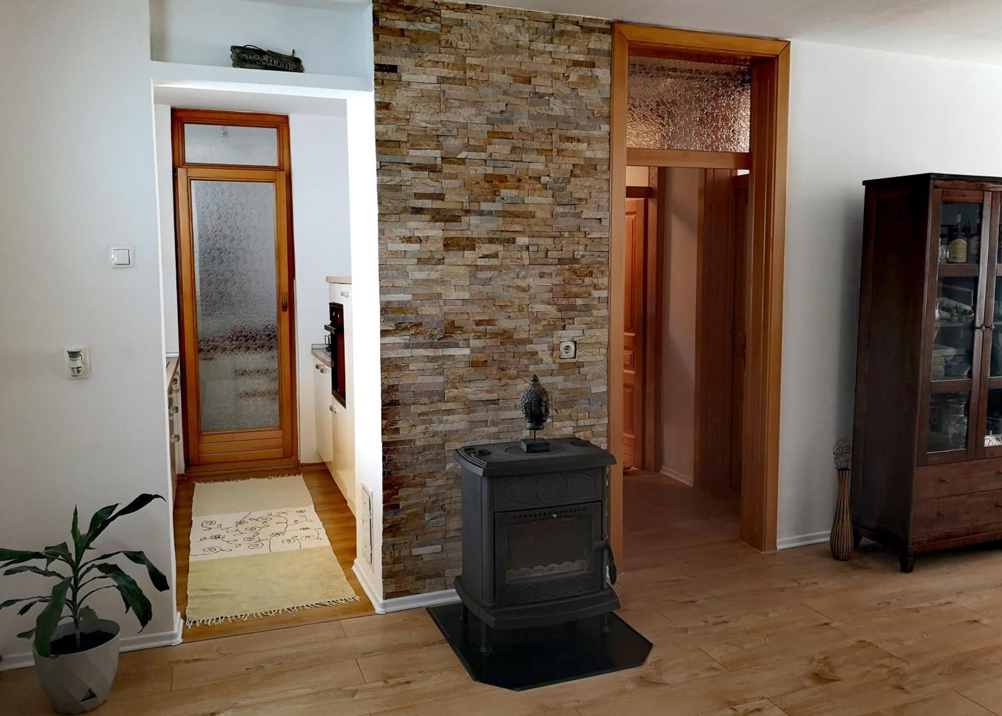Shiny Thumb Apartment Бихач Экстерьер фото